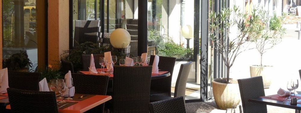 Logis Hotel Restaurant Des Voyageurs Pont-de-Salars Exterior foto